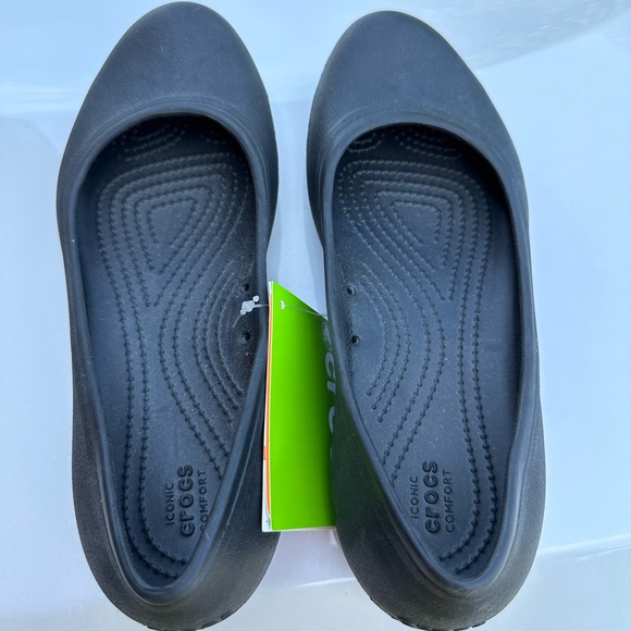 CROCS Shoes - Crocs at work. Slip proof women’s flats